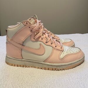 Nike Dunk High ‘Crimson Tint’